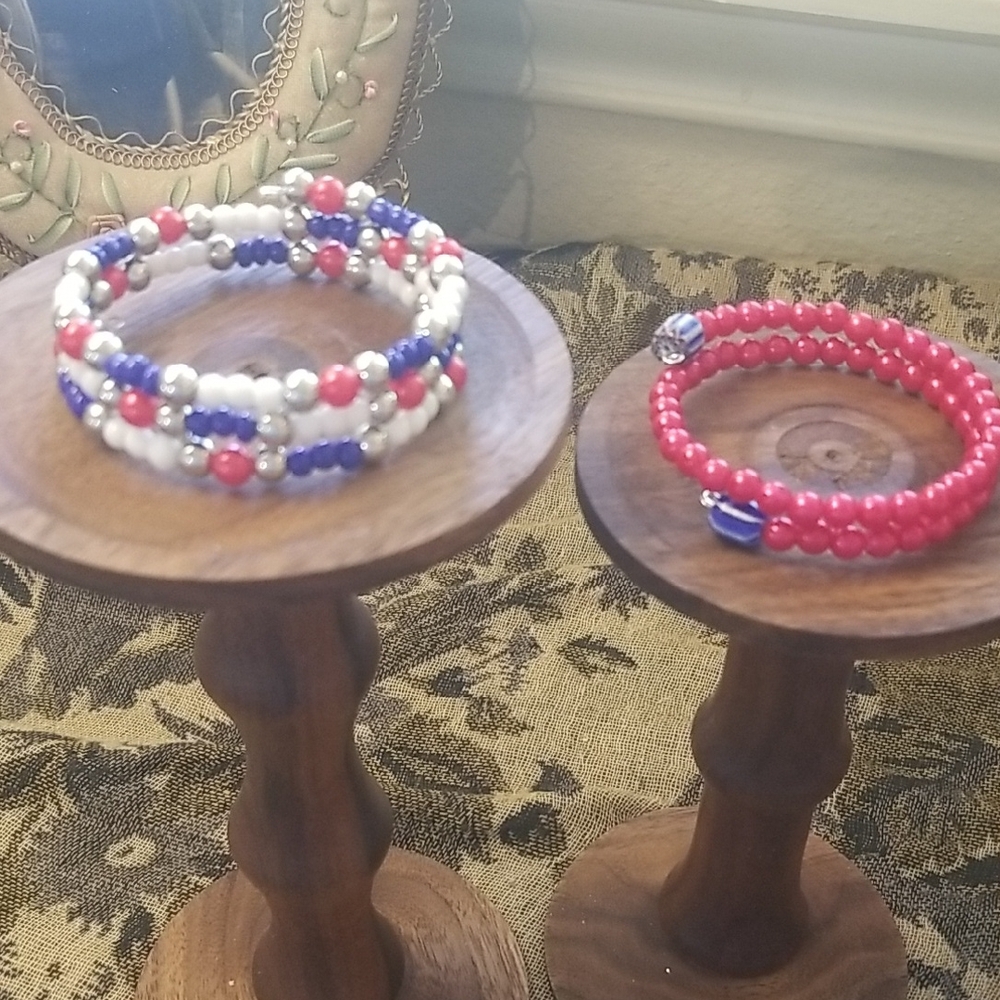 RED,WHITE & BLUE Patriotic Silver Plate Memory Wire Bracelets 2 for 1 Price H6
